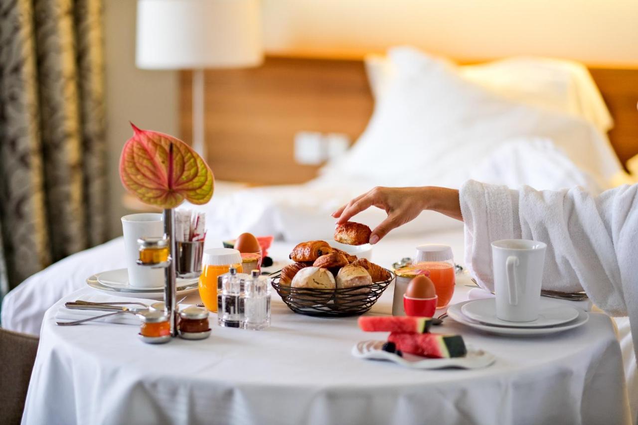 Thalazur Bandol Ile Rousse - Hotel & Spa ภายนอก รูปภาพ